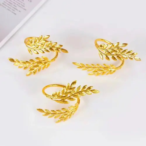 Christmas Harmony – Red & White