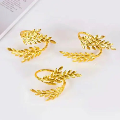 Christmas Harmony – Red & White